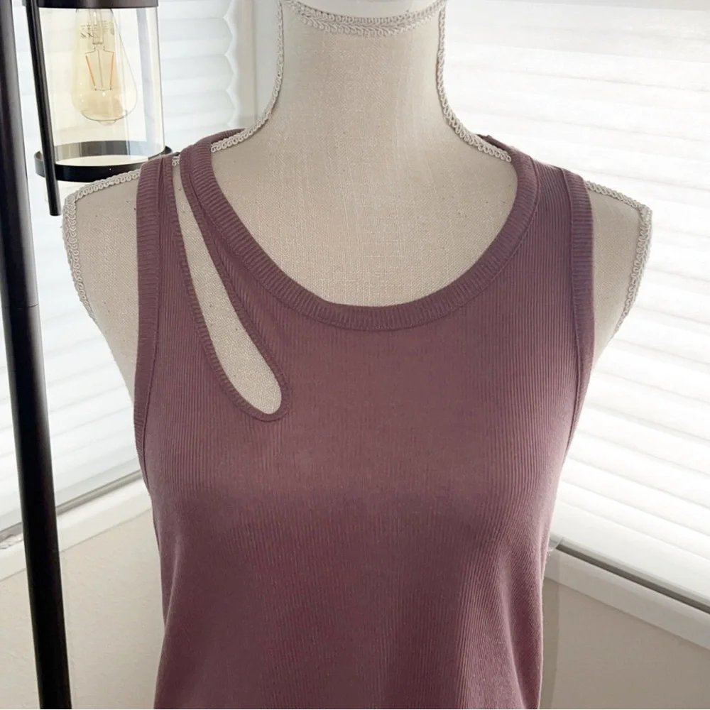 ALO YOGA Enso Airbrush Mauve Tank Top